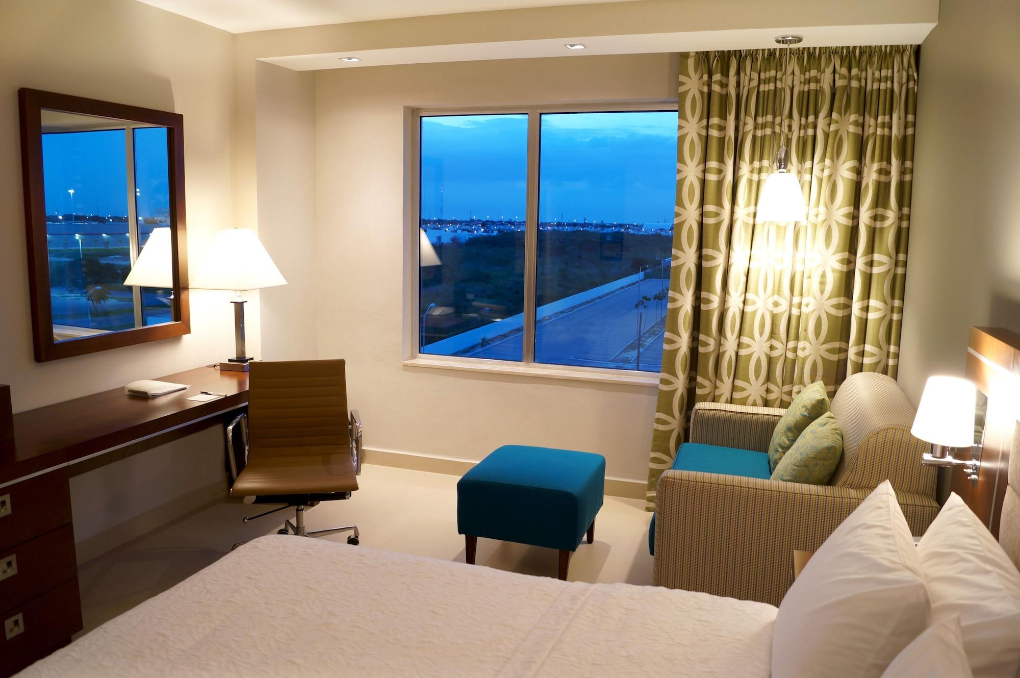 Hampton Inn By Hilton Mérida Exteriér fotografie